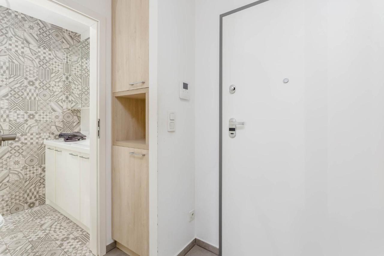 Chill Apartments Wola Center 华沙 外观 照片