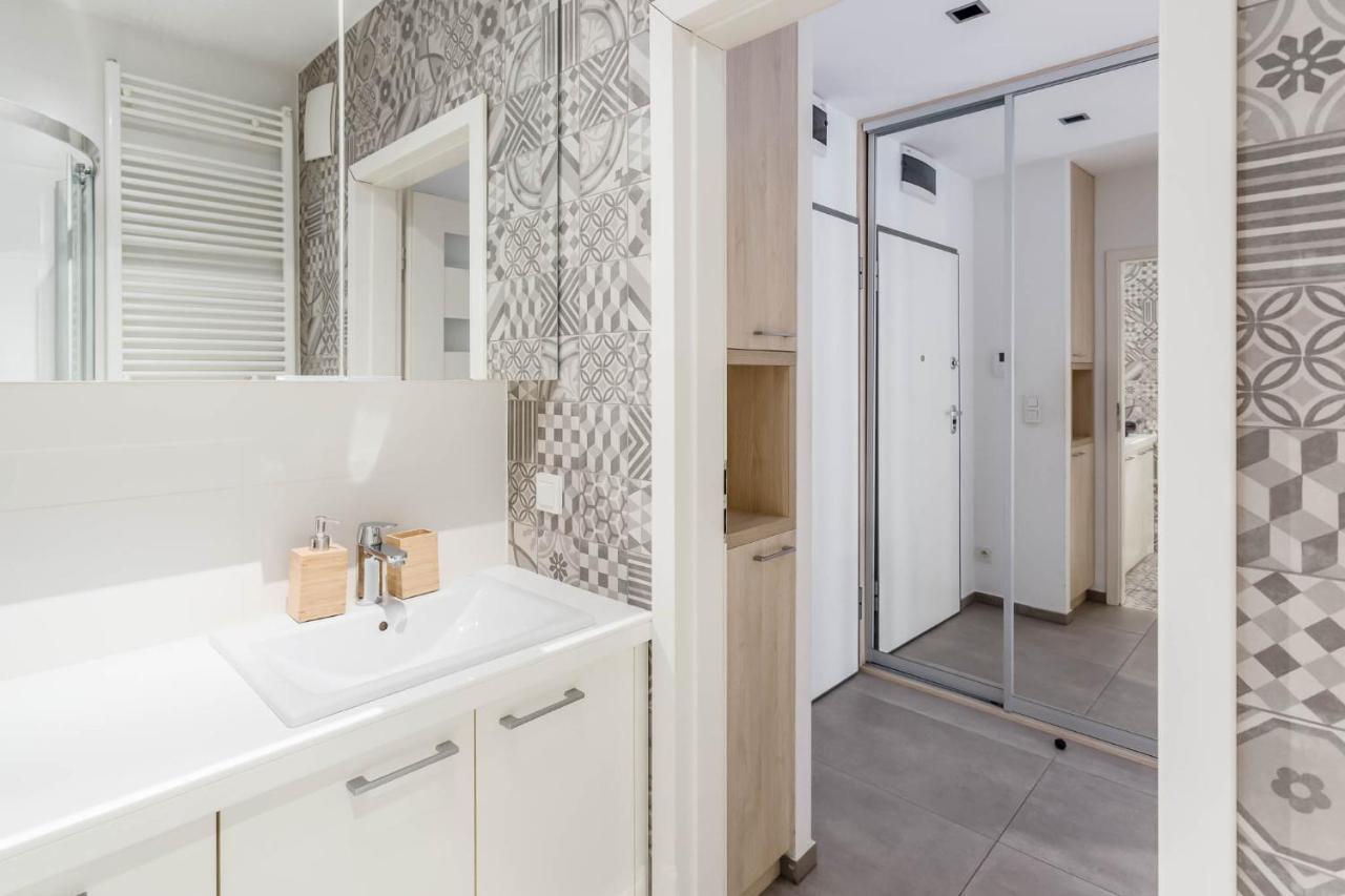 Chill Apartments Wola Center 华沙 外观 照片