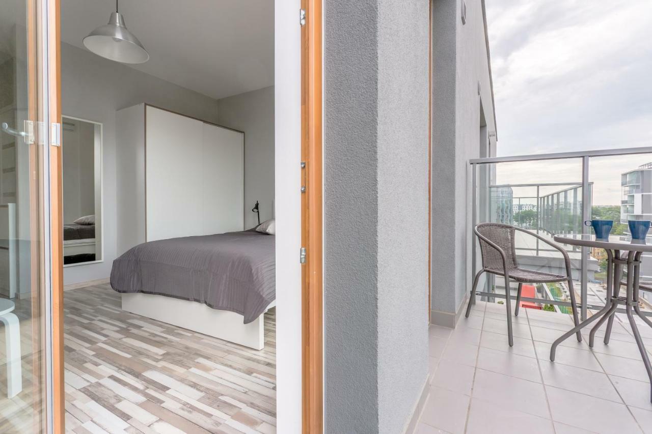 Chill Apartments Wola Center 华沙 外观 照片
