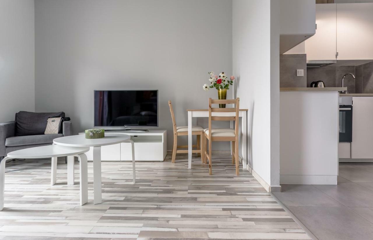 Chill Apartments Wola Center 华沙 外观 照片